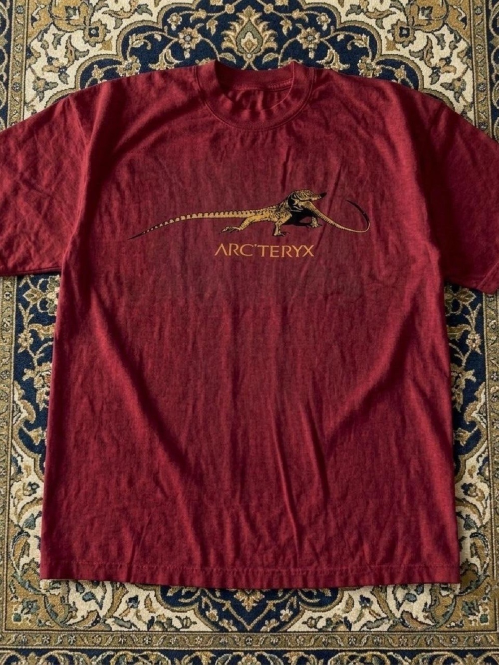 Arc'teryx maroon Tee with Reptile Graphic t-shirt unisex